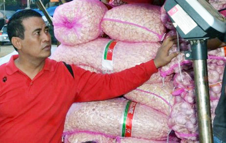 Mentan - Mendag Sinergi Atasi Dominasi Bawang Putih Impor di Pasar Domestik